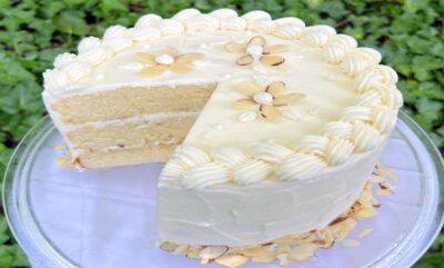 طرز تهیه کیک بادام با پودر کیک؛ آسان و خوشمزه