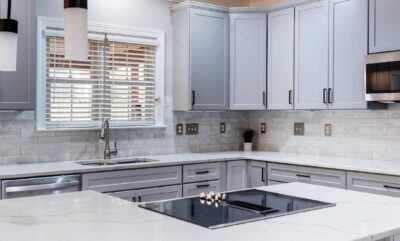 15 ایده بین کابینتی طوسی آشپزخانه؛ طراحی مینیمال و شیک