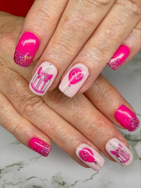 5. Pink Party Sparkle (مدل ناخن برای تولد)