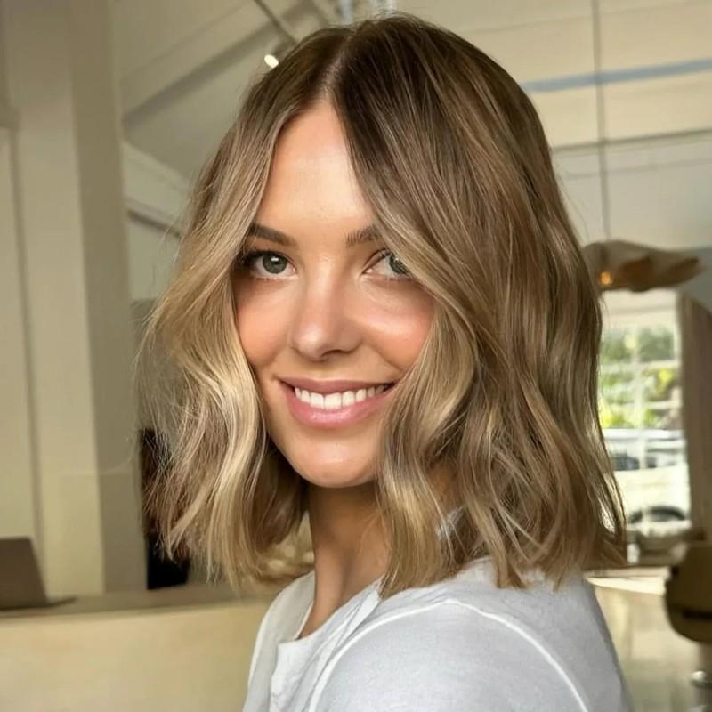 باب موج دار خاکستری-قهوه ای روشن - مدل موی باب شیک