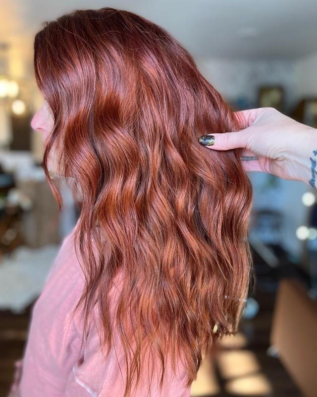 مدل رنگ مو آبن: Light Auburn Beachy Texture