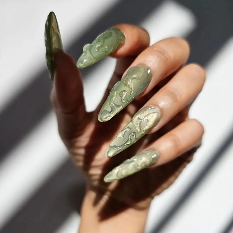 مدل ناخن ژل ایکس: مانیکور یشمی قطره ای.