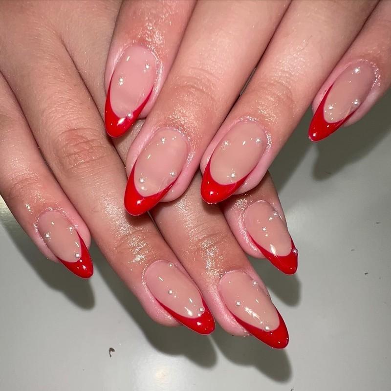 طراحی ناخن فرنچ قرمز