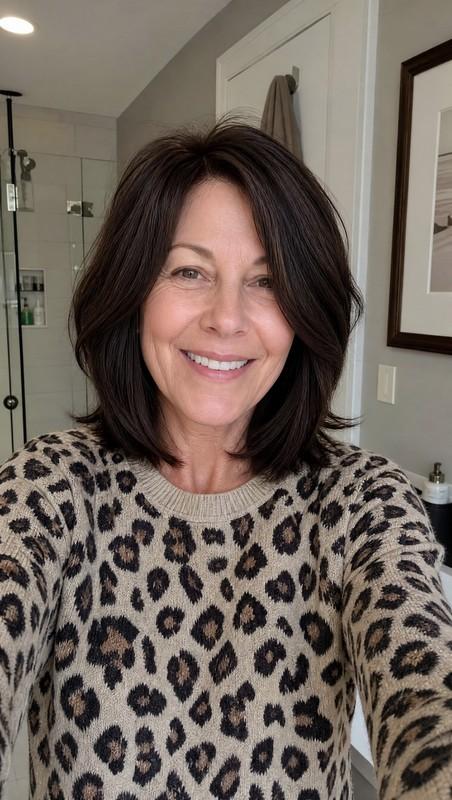 مدل موی کوتاه زنانه Layered Lob with Espresso Brown
