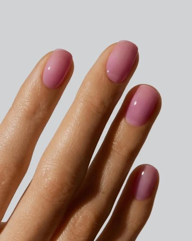 عکس مدل ناخن ژله ای رز شیری